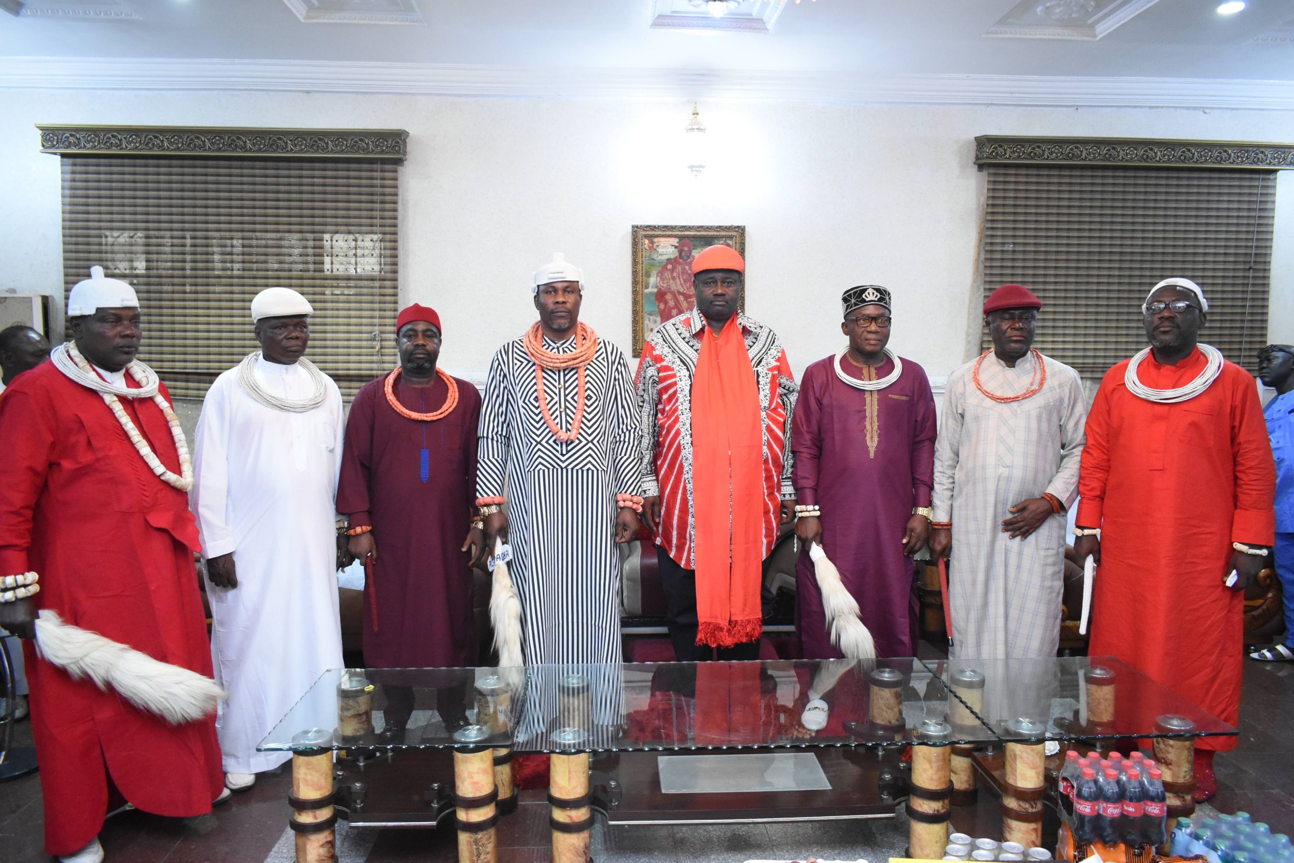 Yalangoch Sebastyan Michaelis Petropavlovskdan shaxsiy intim suratlar