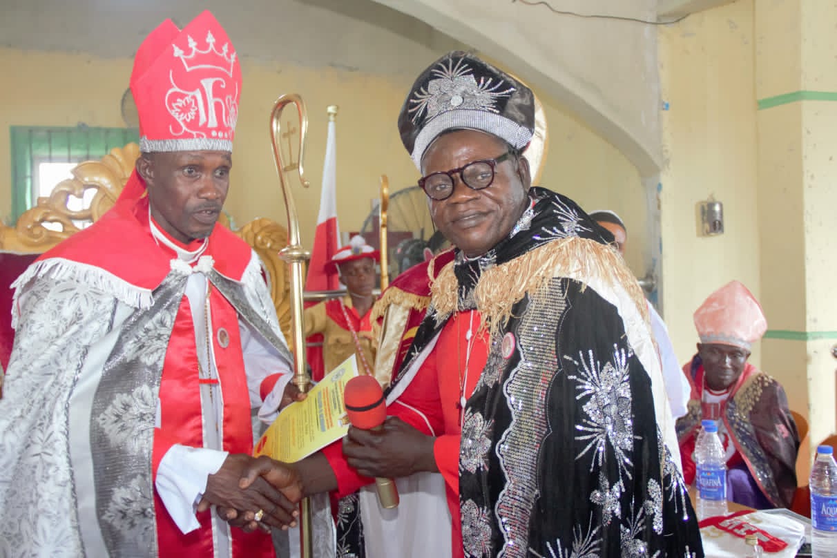 World bishops enthrone Jemine as Archbishop in Sapele 