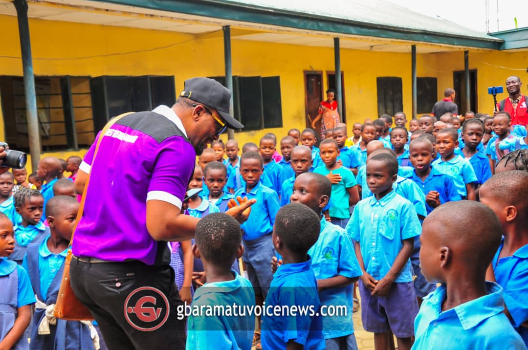 Excitement as foundation distributes educational materials to school children in Bayelsa, Edo